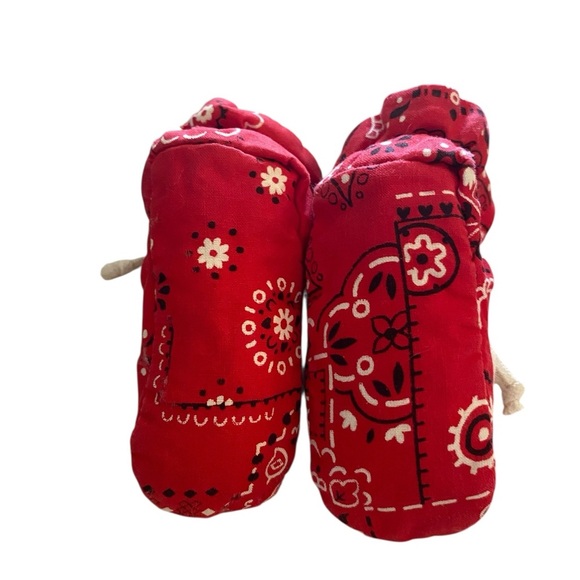 Vintage 70s Red bandana new born print Baby Booties slippers shoes Boho western - Picture 6 of 11